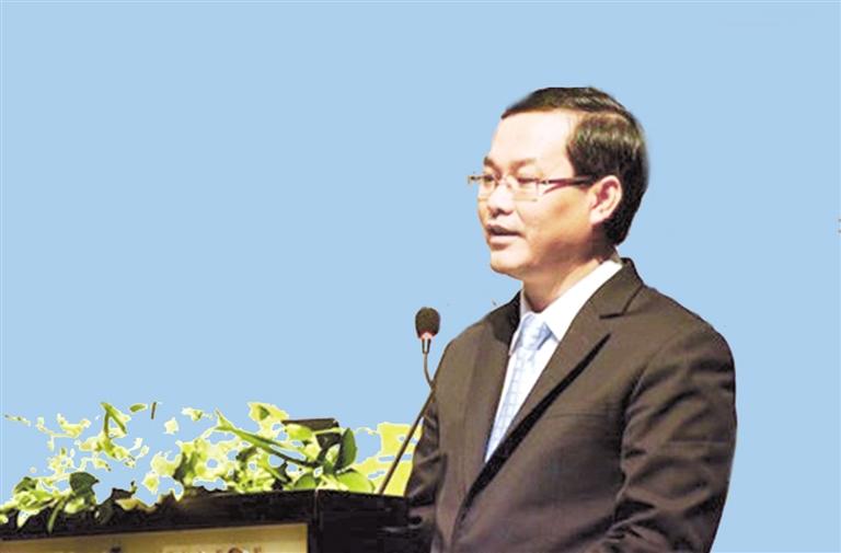越南教育培训部副部长阮文福。.jpg